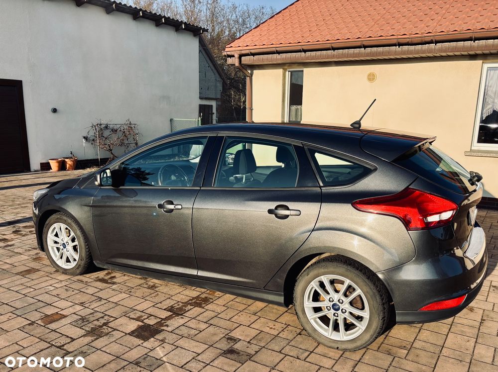 Ford Focus 1.6 Trend PowerShift - 5