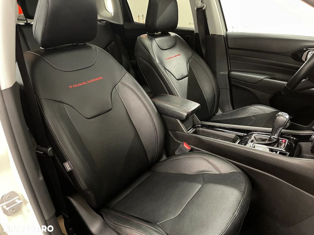 Jeep Compass 1.3 T-GDI 4xe Automatik Trailhawk - 10