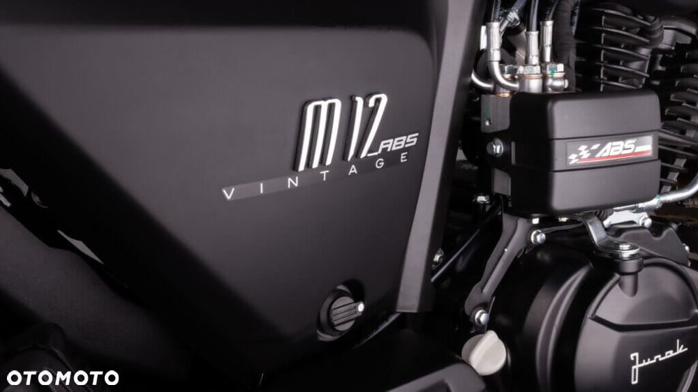 Junak M12 - 7