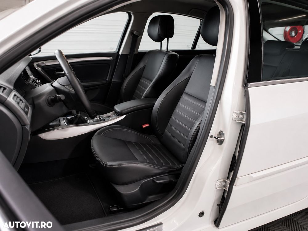 Renault Laguna dCi 110 FAP Expression - 5