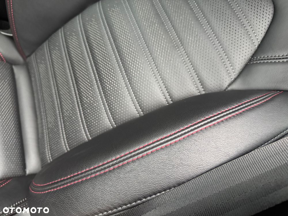 Alfa Romeo Giulia 2.0 Turbo Competizione Q4 - 11