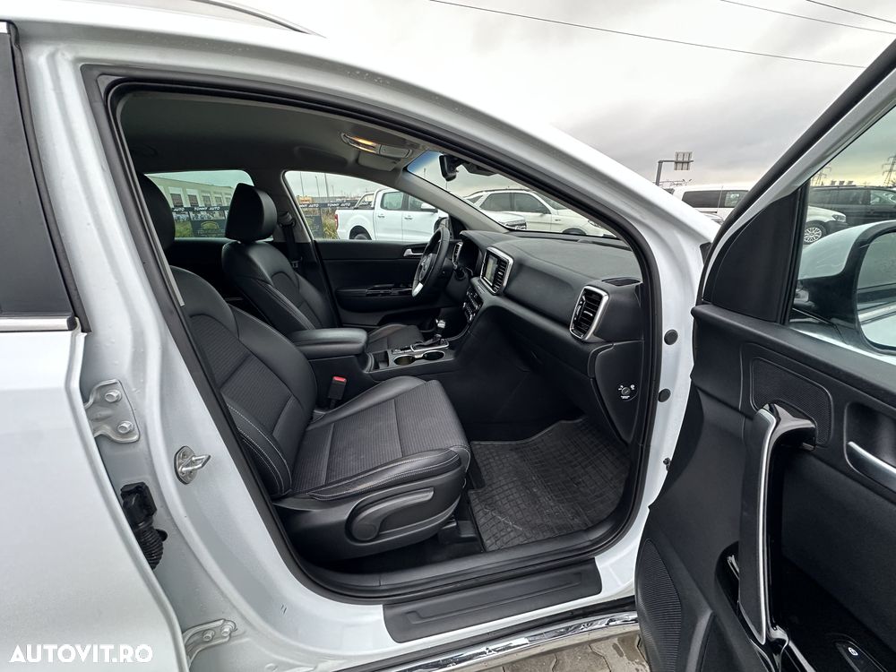 Kia Sportage 1.6 DSL MHEV 7DCT HP 4x2 Style - 14