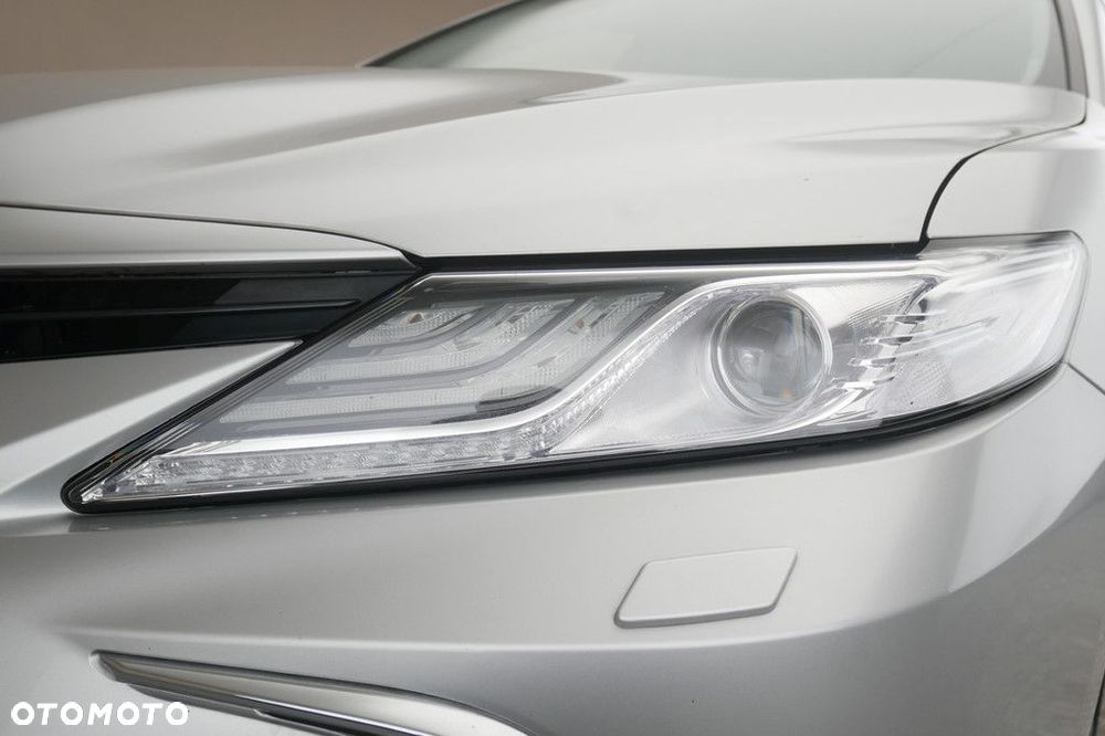 Toyota Camry 2.5 Hybrid Executive CVT - 13