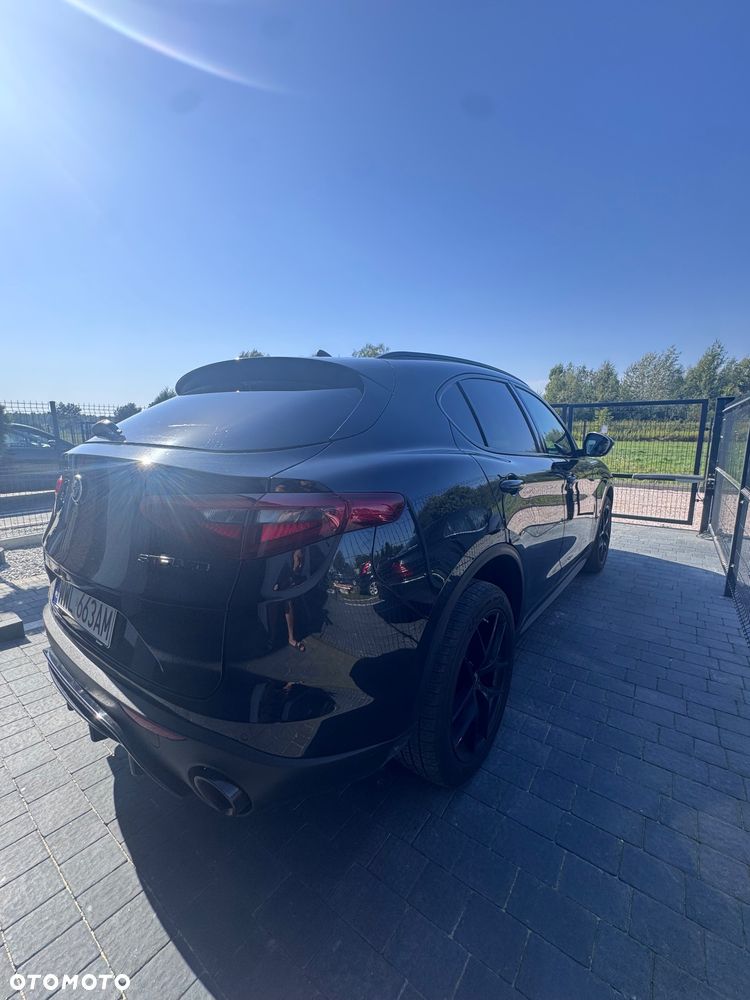 Alfa Romeo Stelvio 2.0 Turbo TI Q4 - 4