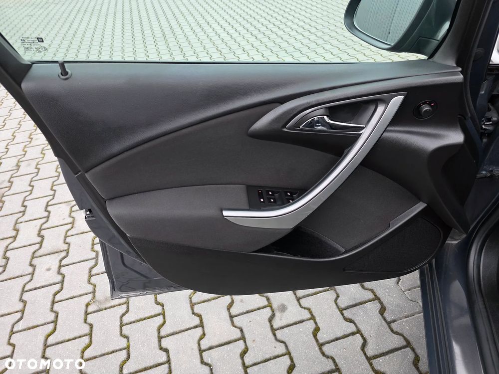 Opel Astra 1.4 Turbo Active - 26