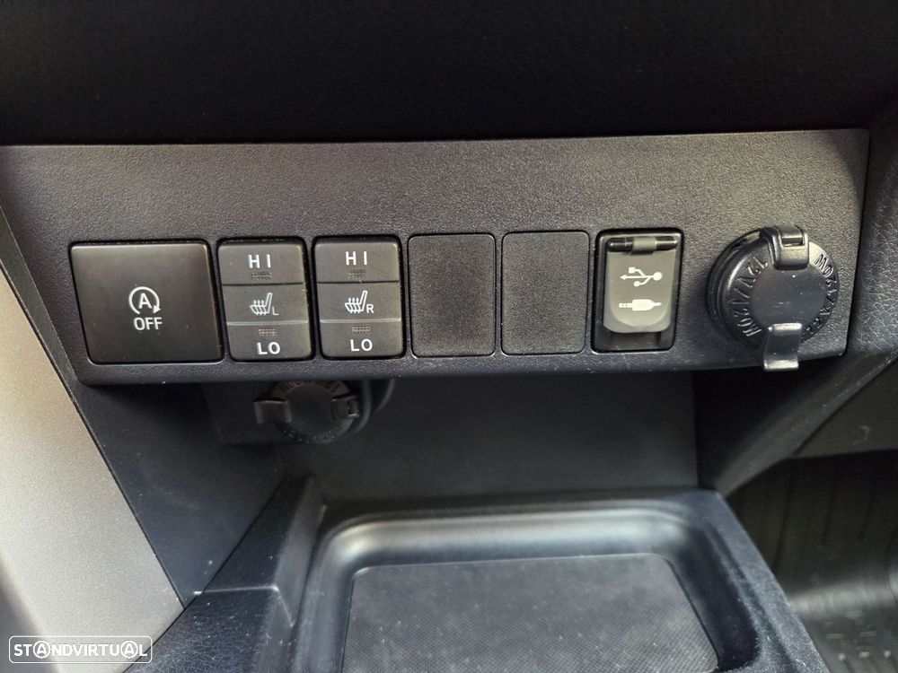 Toyota RAV4 2.0 D-4D Comfort - 23