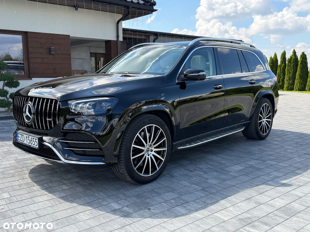 Mercedes-Benz GLS - 1
