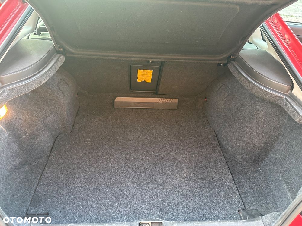 Saab 900 2.3 S - 23