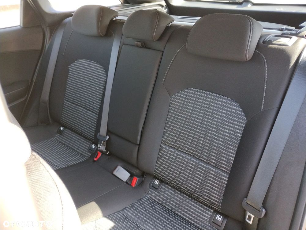 Kia Ceed 1.5 T-GDI M DCT - 17