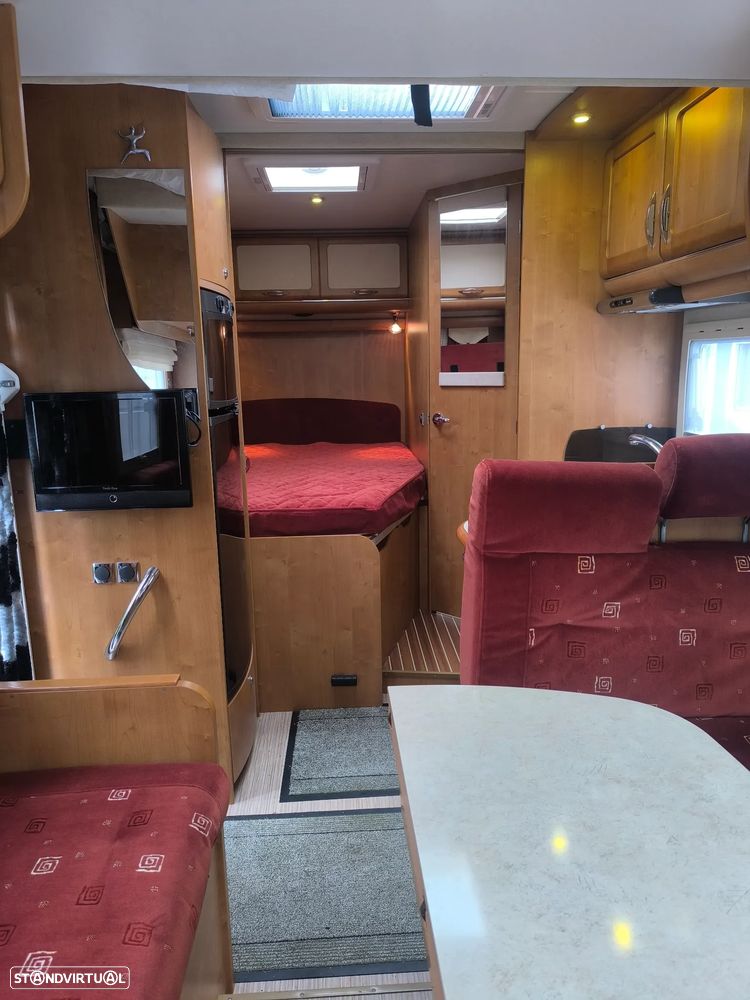 Rapido Serie 70 2 camas casal sempre feitas apenas  39.000kms sempre de garagem - 10