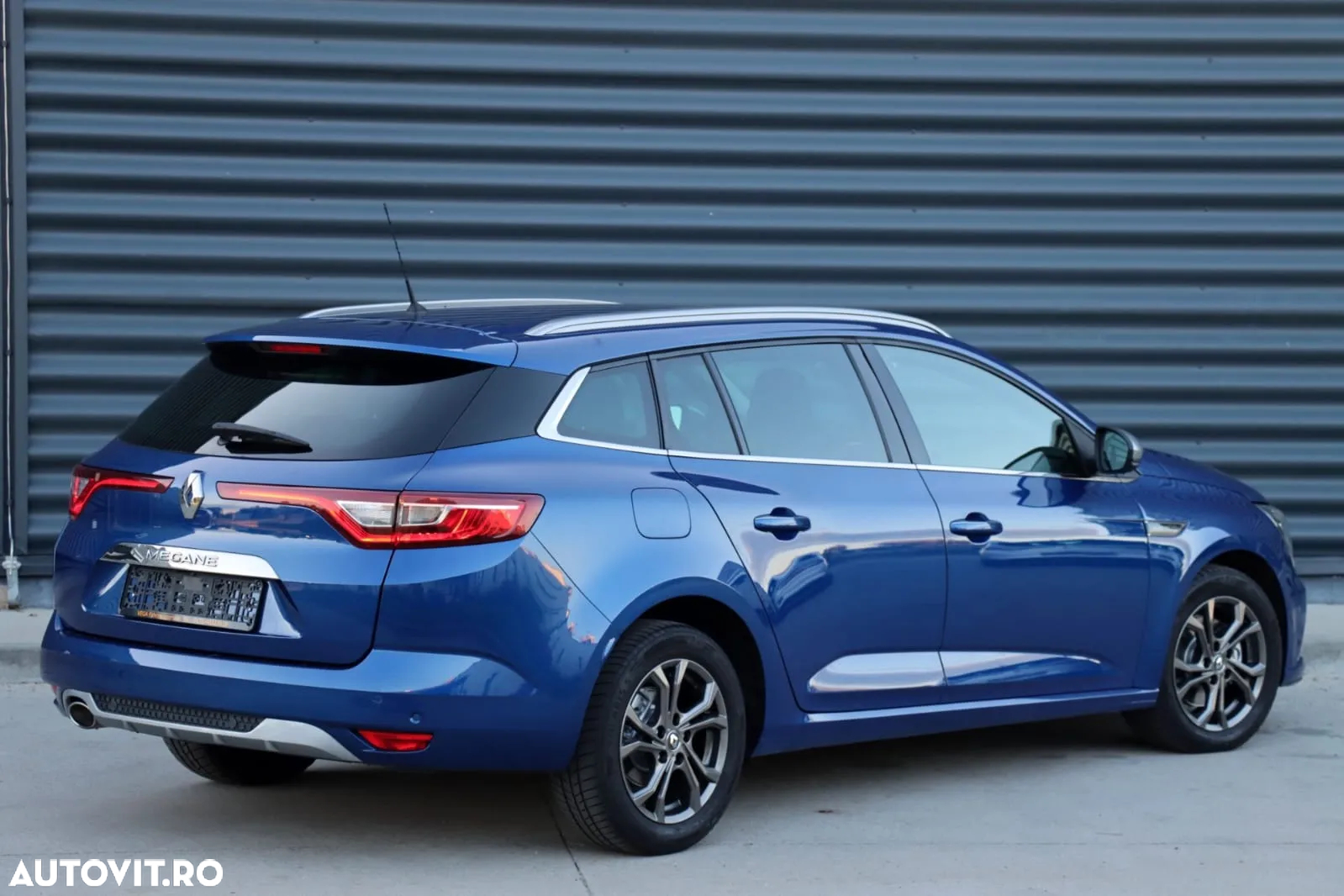 Renault Megane Grandtour BLUE dCi 150 EDC BOSE EDITION - 3