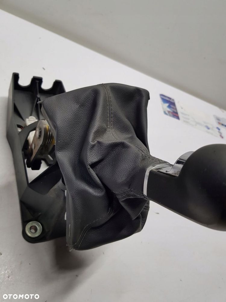 lewarek wybierak biegów Opel Astra H 1.7 - 7