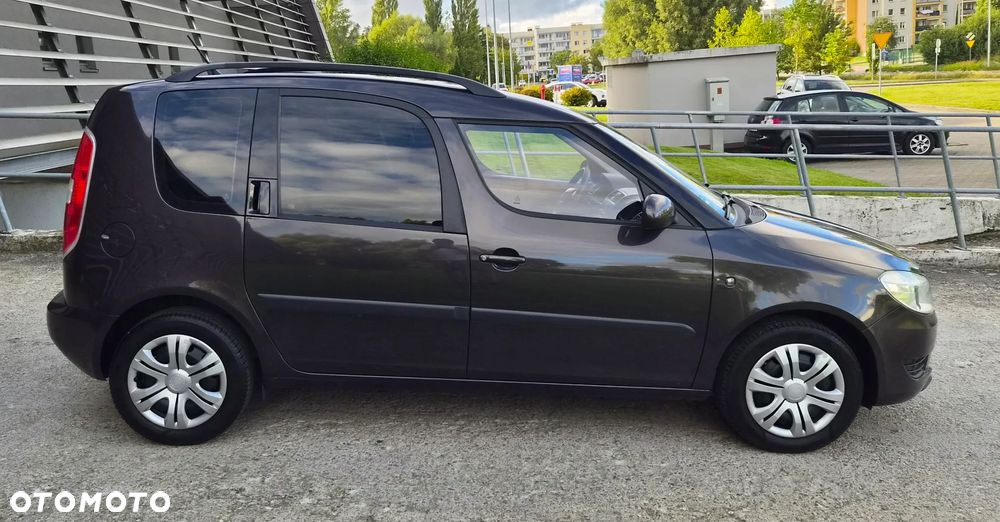 Skoda Roomster 1.4 16V Elegance - 11
