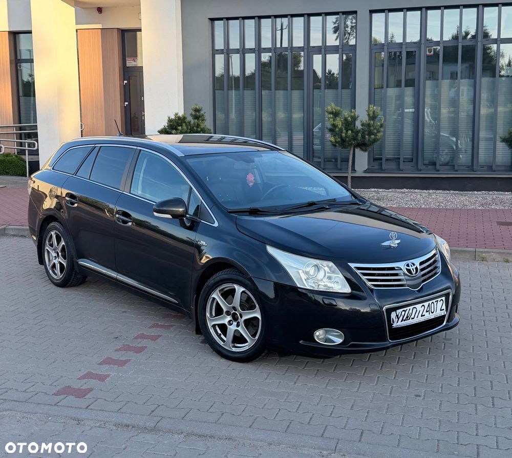Toyota Avensis 2.2 D-4D Prestige NAVI - 4