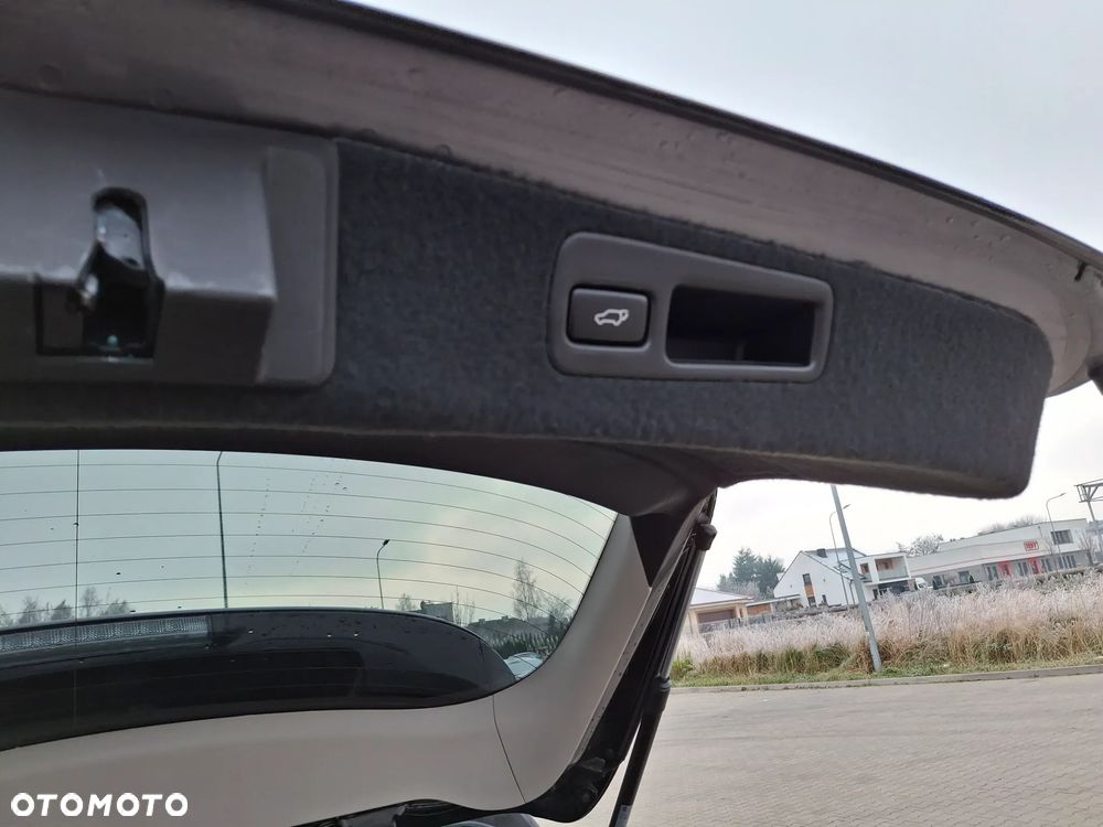 Lexus RX 350 F Sport - 23