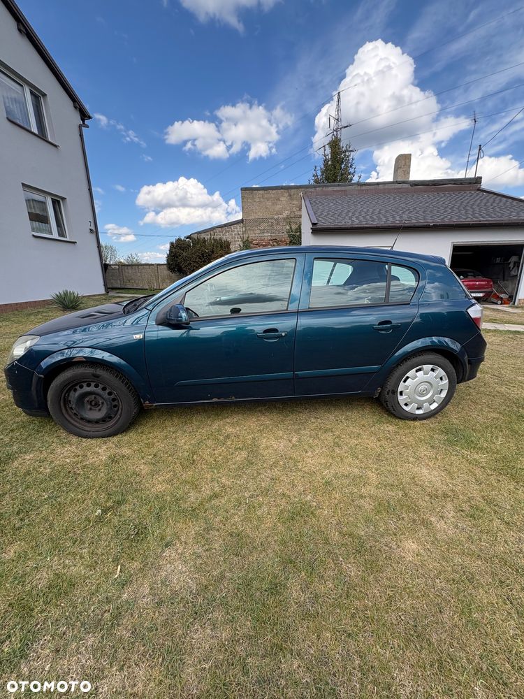 Opel Astra 1.9 CDTI - 4