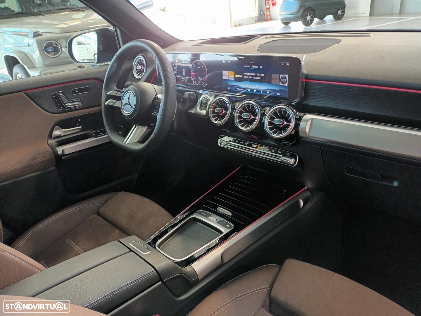 Mercedes-Benz GLB 180 d AMG Line - 16