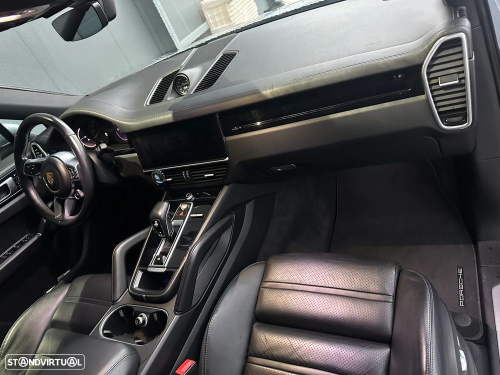 Porsche Cayenne Coupé - 11