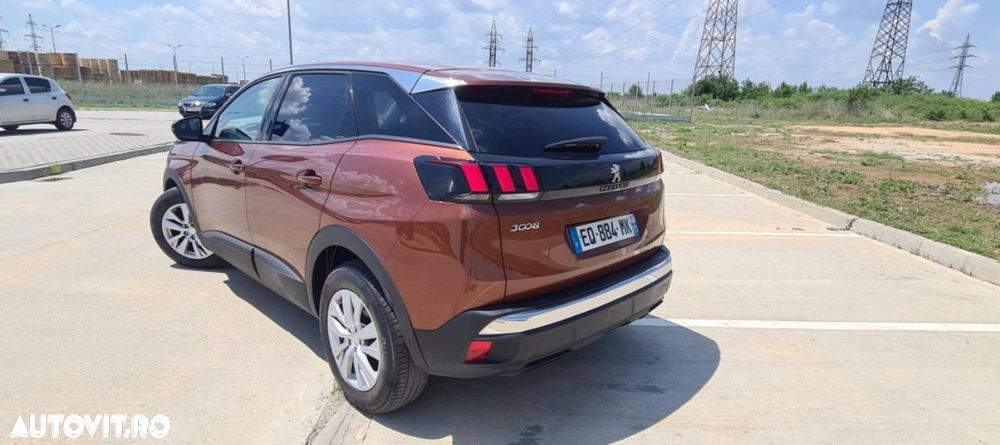 Peugeot 3008 1.6 BlueHDI S&S EAT6 Allure - 3