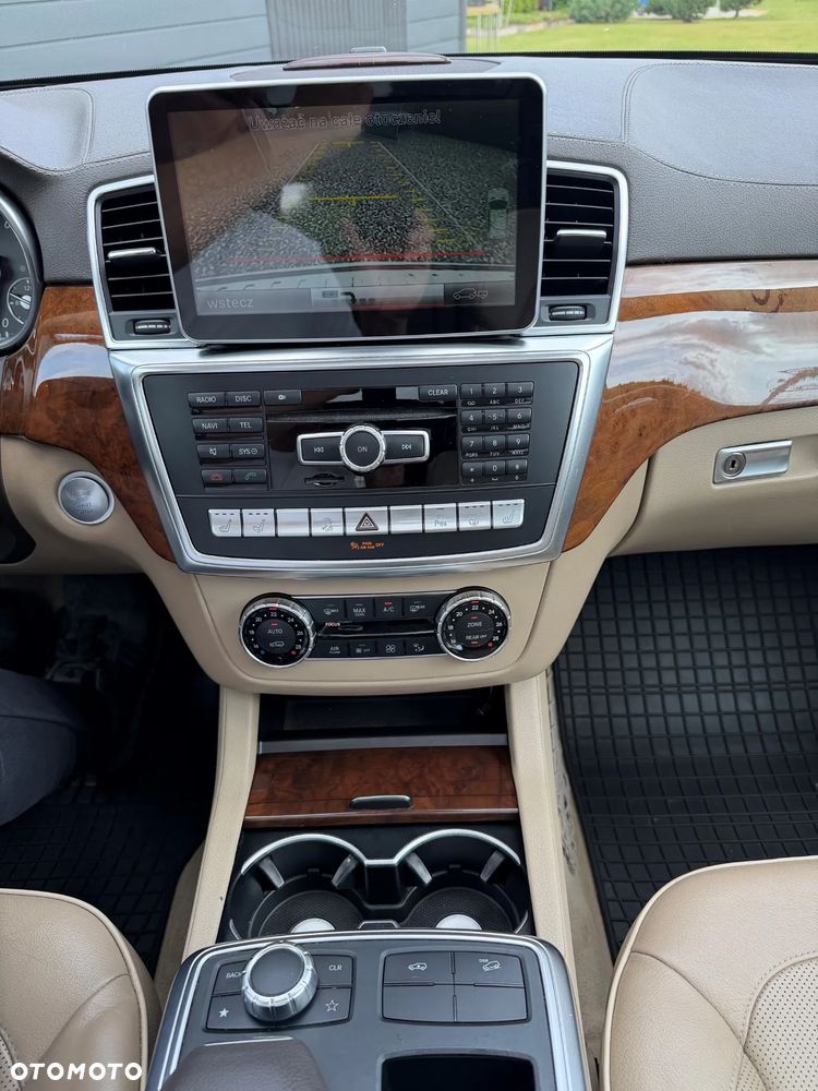 Mercedes-Benz GL - 6