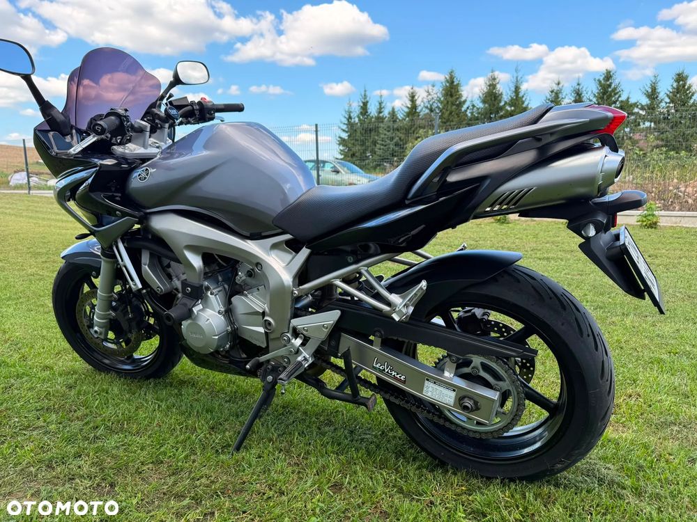 Yamaha FZ6 - 2