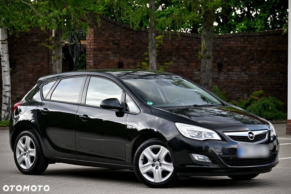 Opel Astra 1.4 T Enjoy - 9
