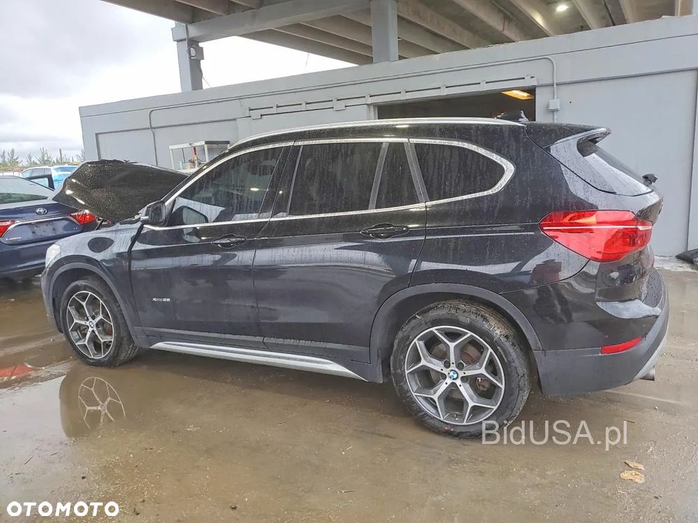 BMW X1 - 6