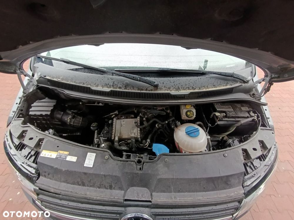 Volkswagen Transporter - 25