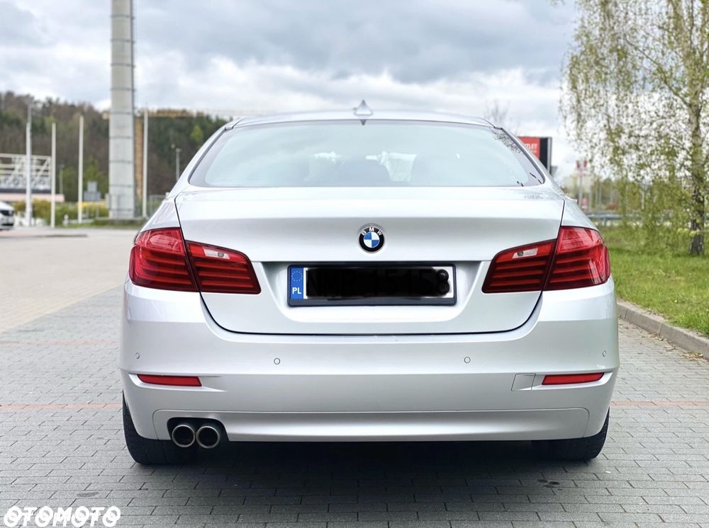 BMW Seria 5 520d xDrive - 2
