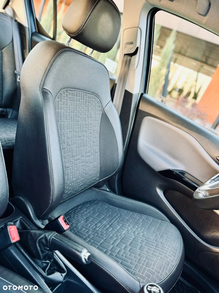 Opel Corsa 1.4 Cosmo - 10