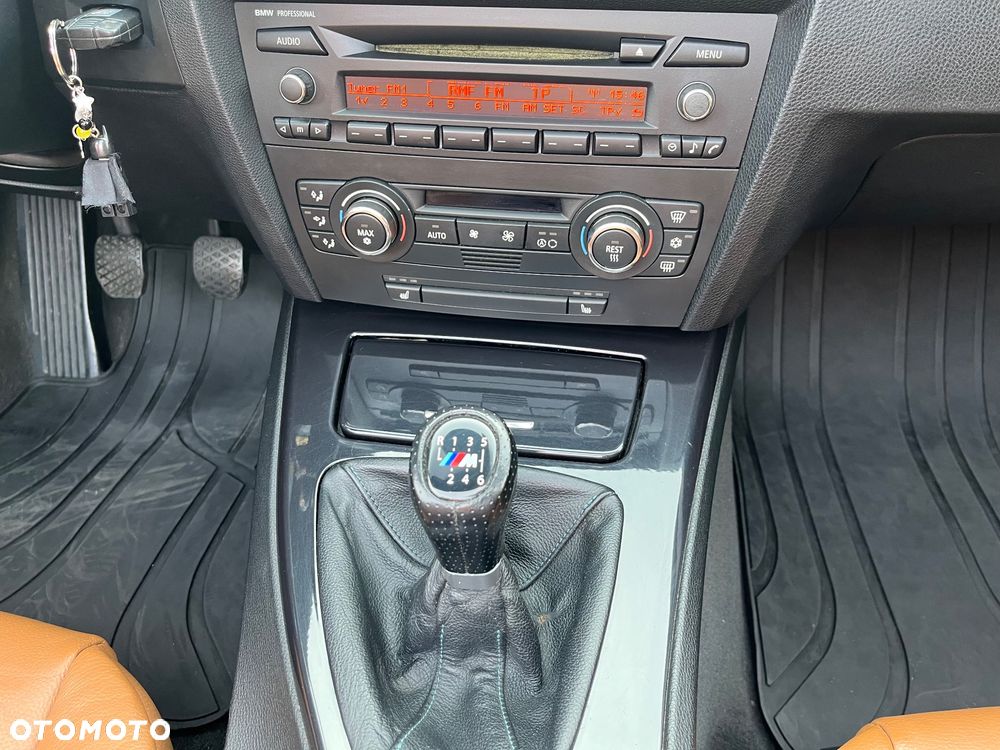BMW Seria 3 325i Cabrio - 13