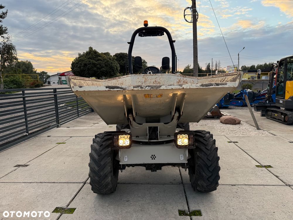 JCB 3 STH - 8