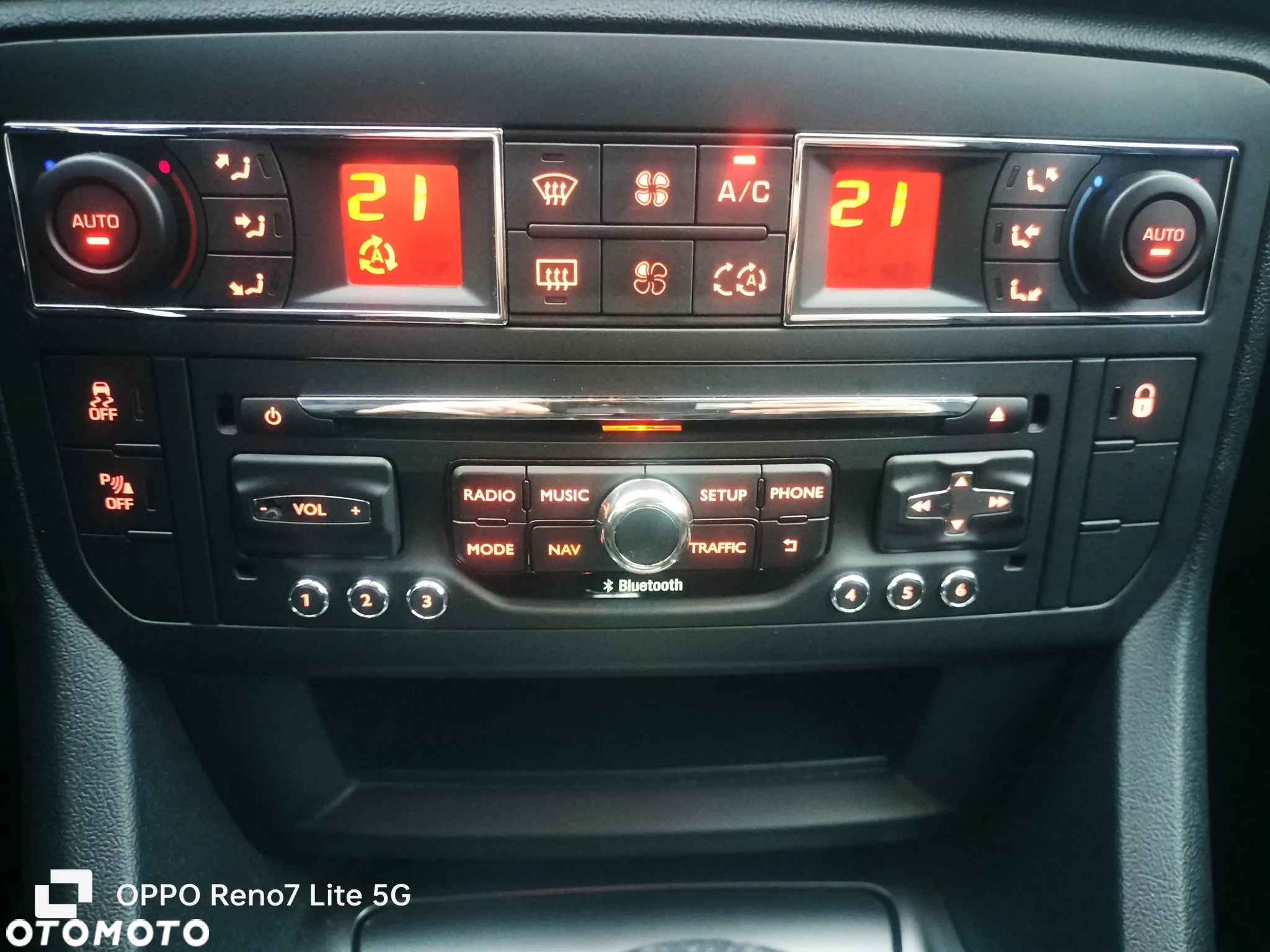 Citroën C5 e-HDi 115 EGS6 FAP Tendance - 15