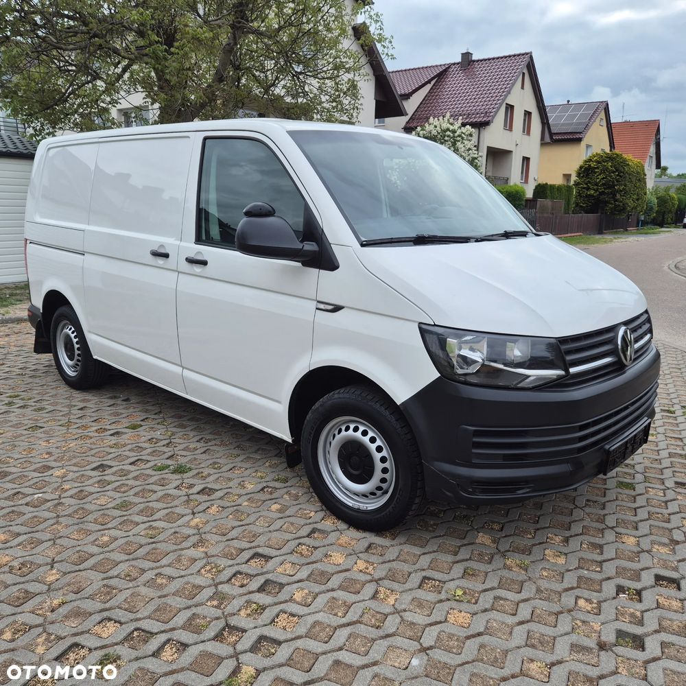 Volkswagen Transporter - 4