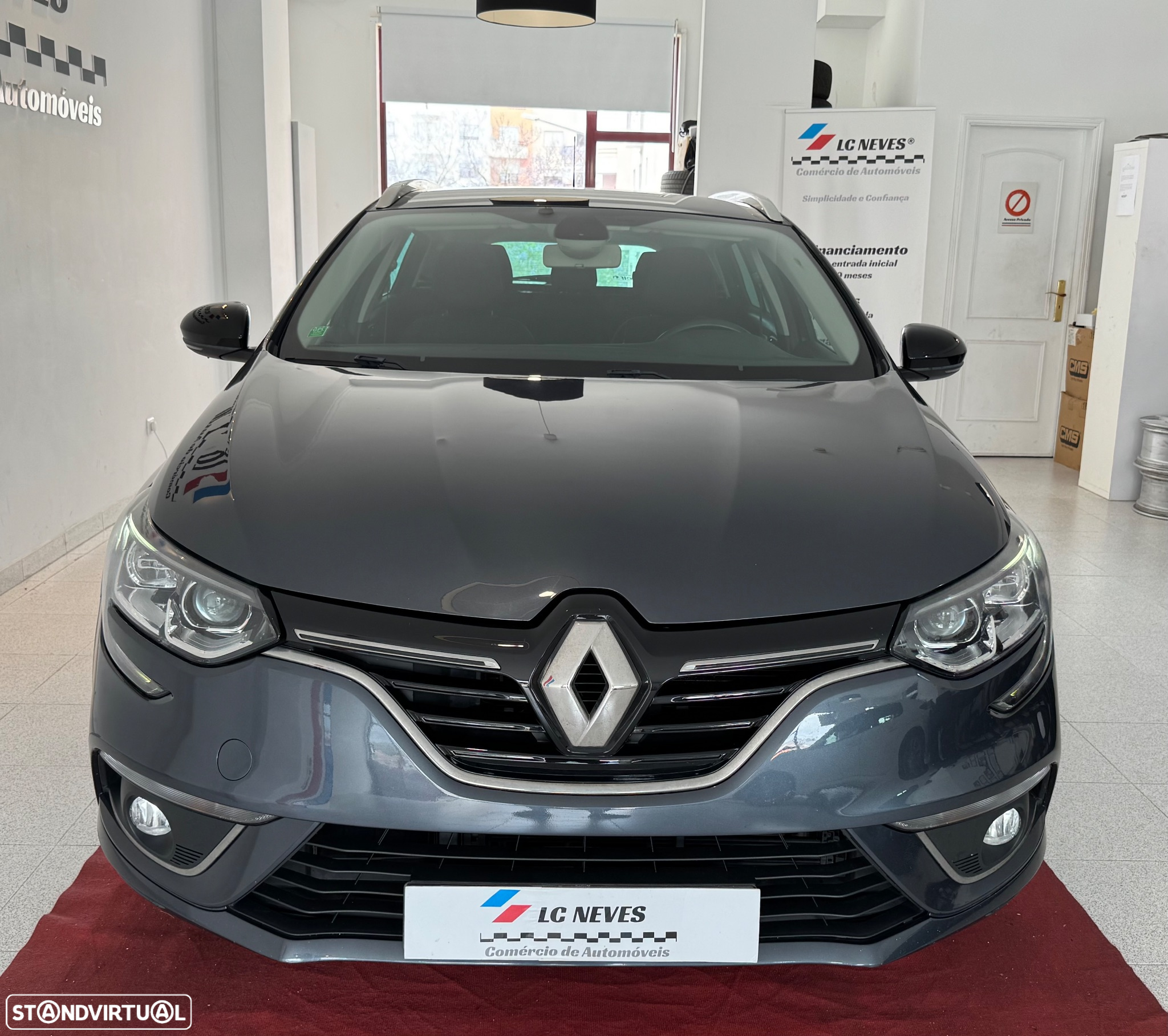 Renault Mégane Sport Tourer 1.3 TCe Limited - 3