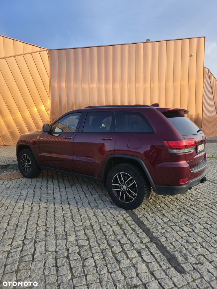 Jeep Grand Cherokee - 6