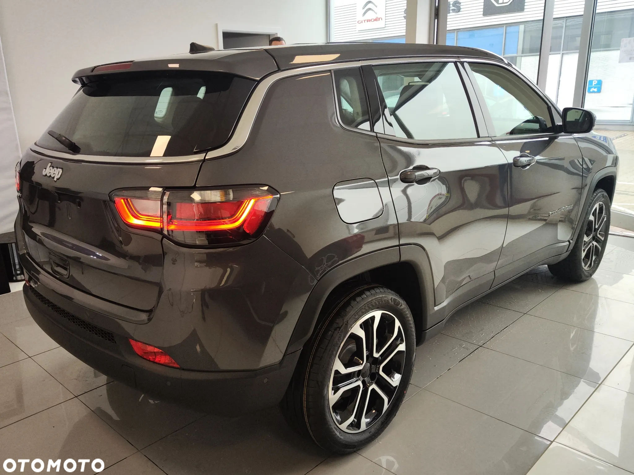 Jeep Compass 1.5 T4 mHEV Altitude FWD S&S DCT - 8