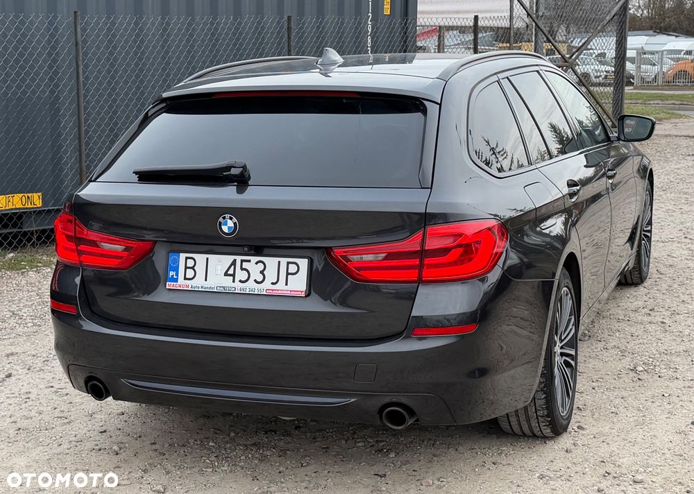 BMW Seria 5 520d M Sport Edition - 30