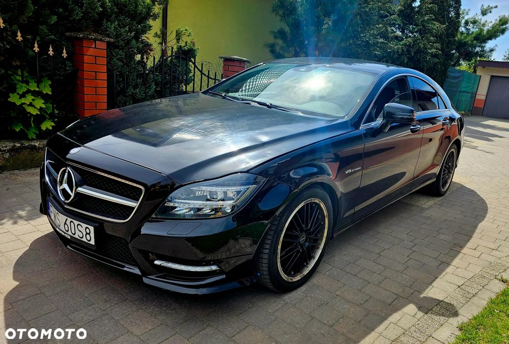 Mercedes-Benz CLS 500 4-Matic BlueEff - 2