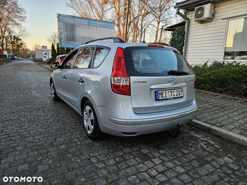 Hyundai i30 1.4 Comfort - 12