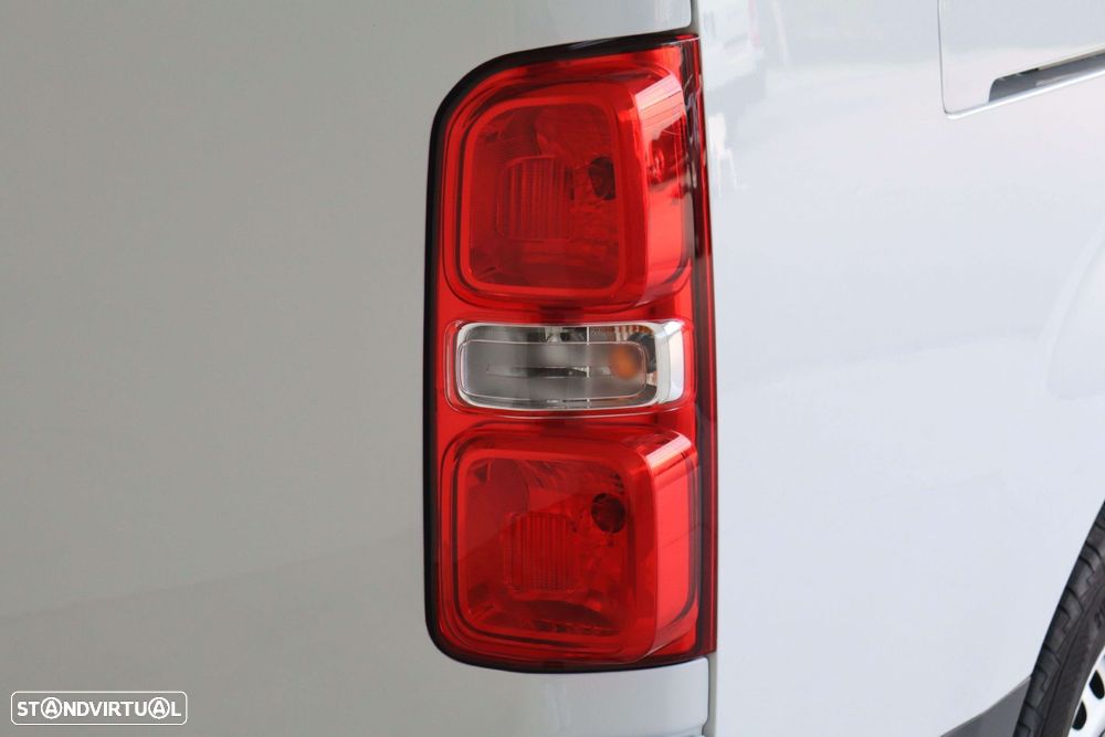 Opel Vivaro 2.0 CDTi L3H1 EAT8 - 10