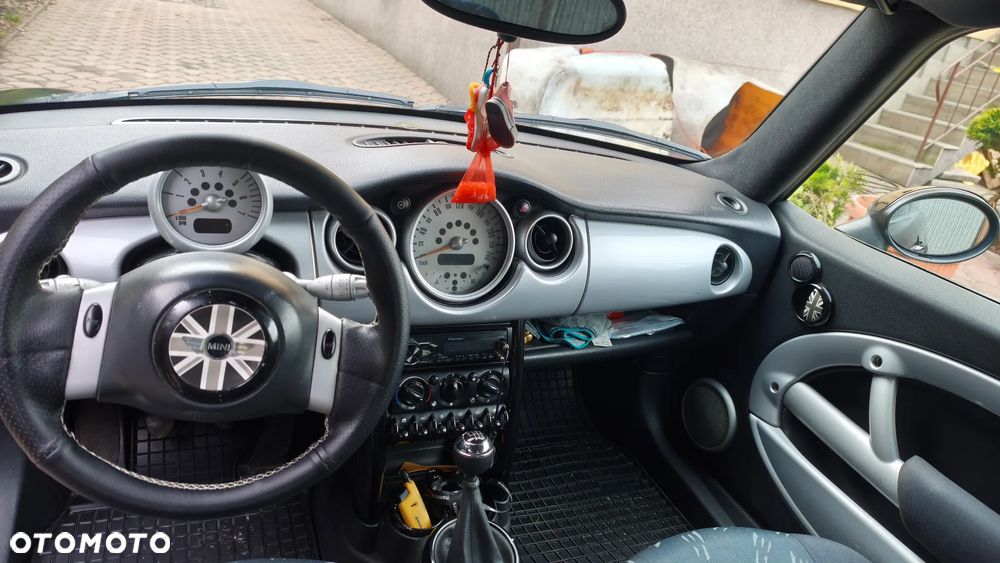 MINI ONE D - 9