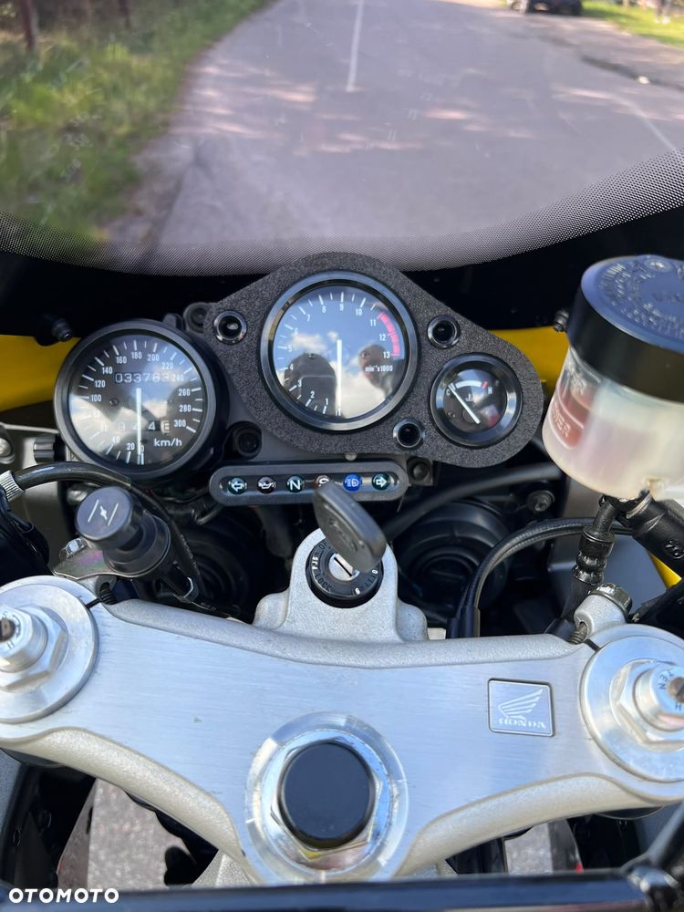 Honda CBR - 6