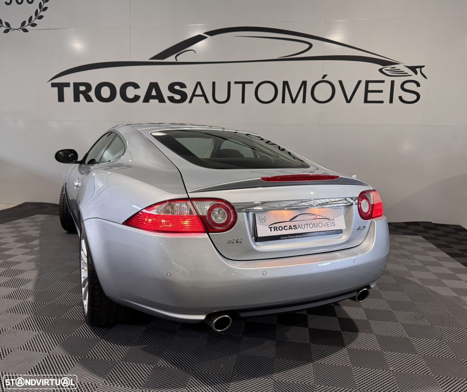 Jaguar XK 4.2 V8 Coupé - 12