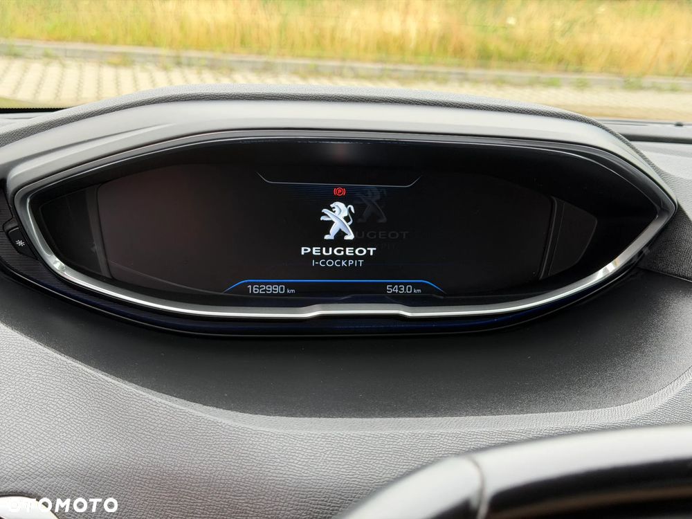 Peugeot 5008 BlueHDI 130 Allure Business-Paket - 25