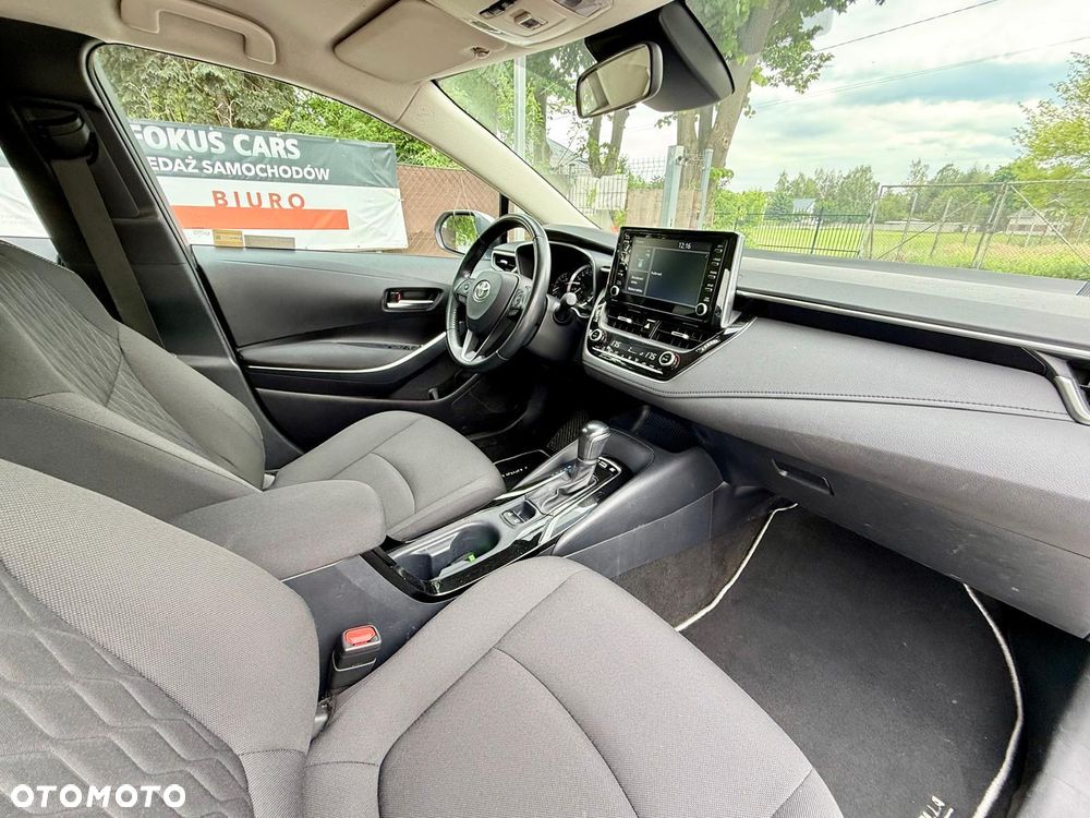 Toyota Corolla 1.8 Hybrid Comfort - 38
