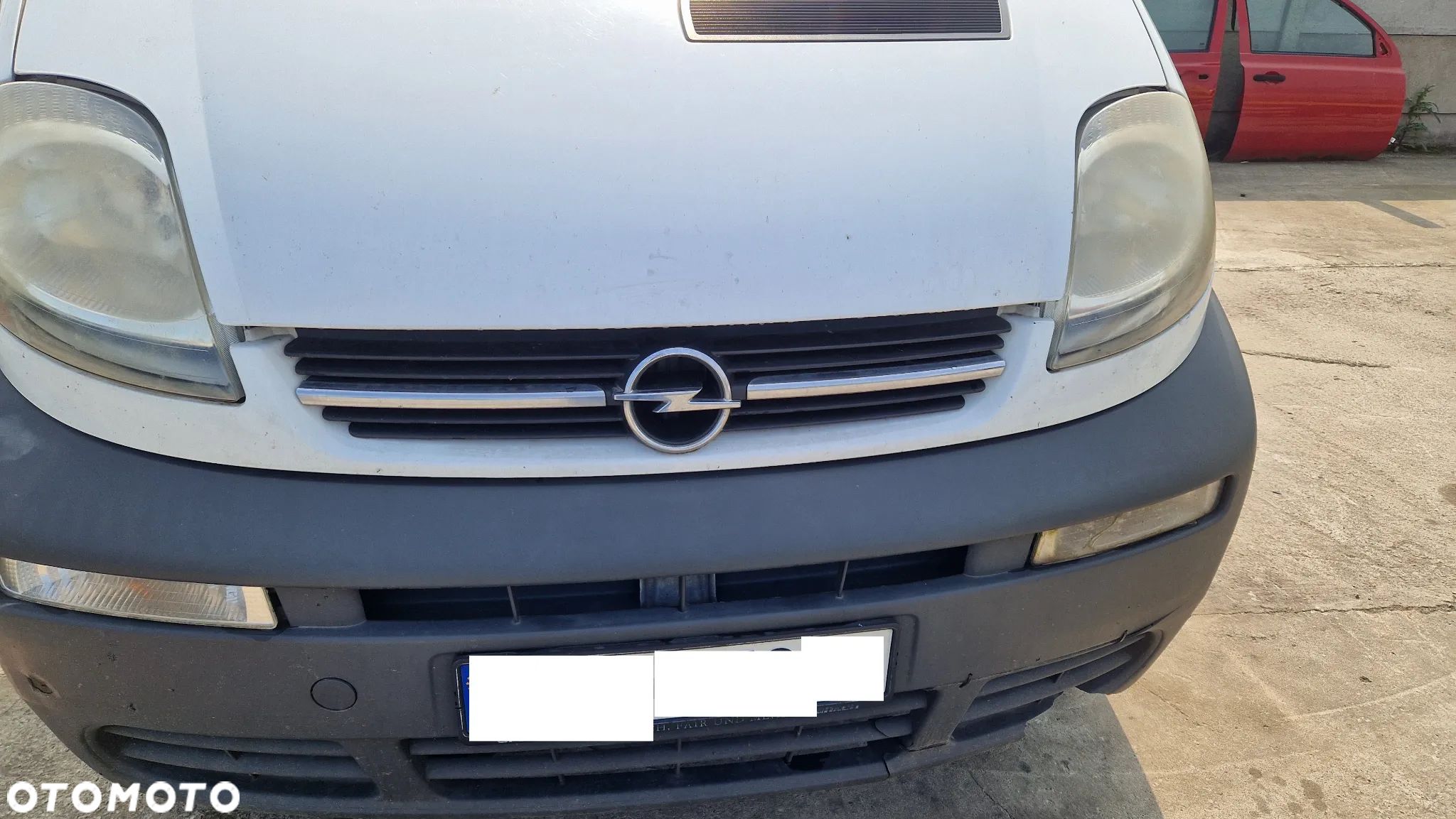 OPEL VIVARO ATRAPA - 1