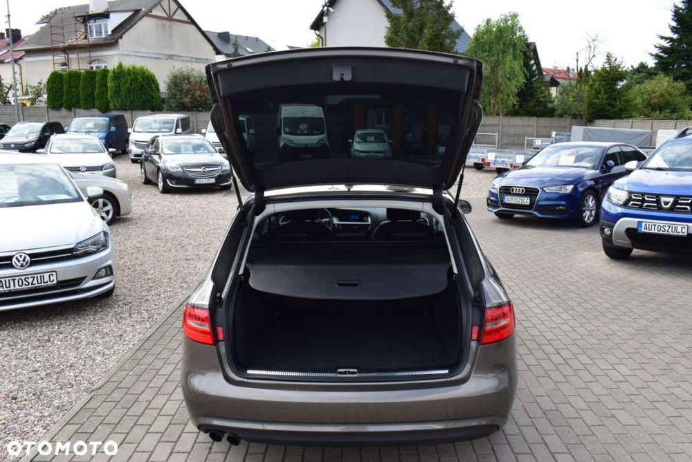 Audi A4 Avant - 11