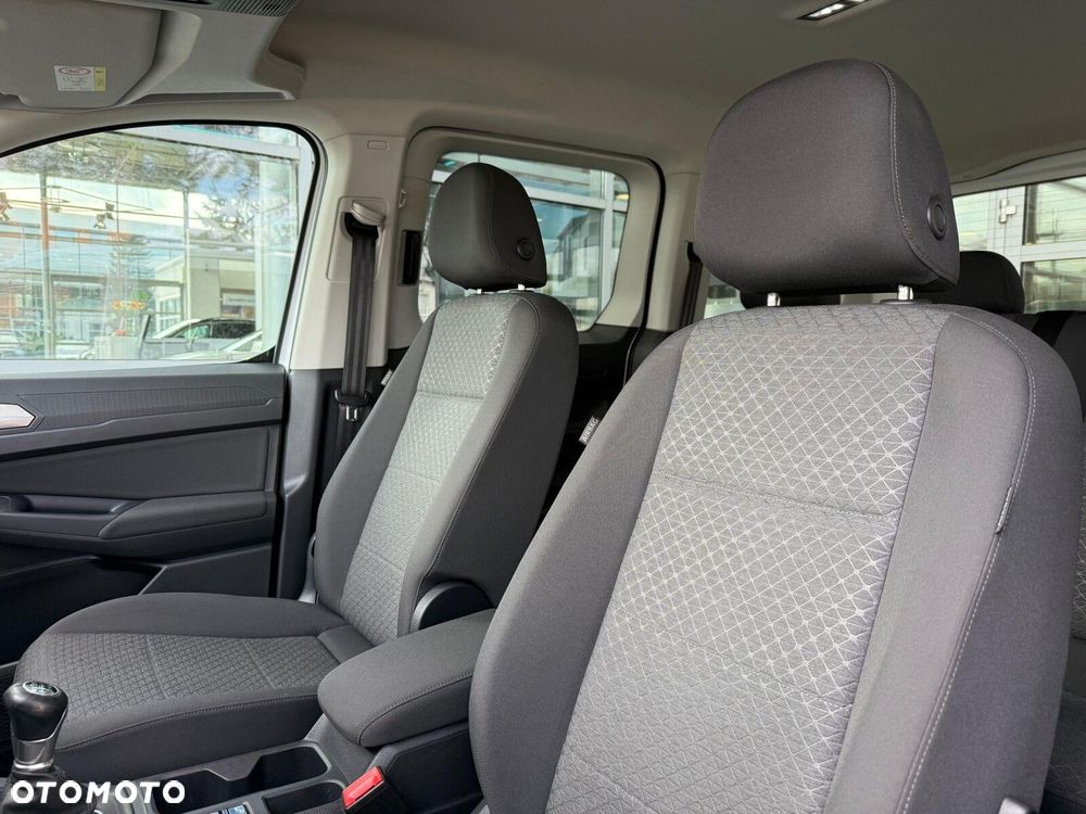 Ford Tourneo Connect - 10