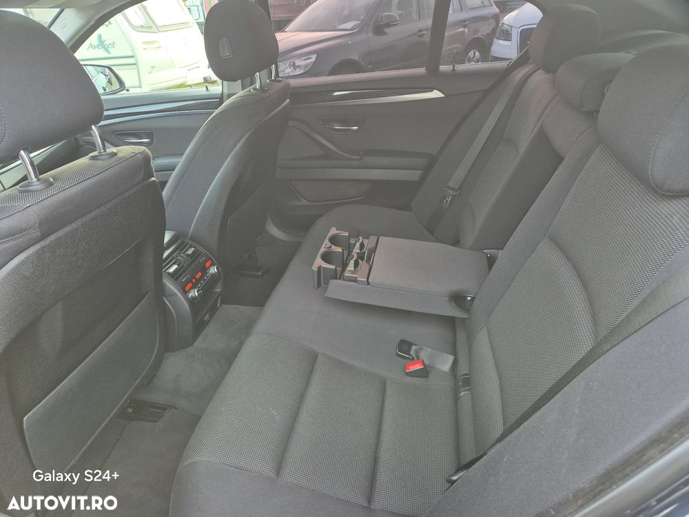 BMW Seria 5 520d xDrive AT - 21